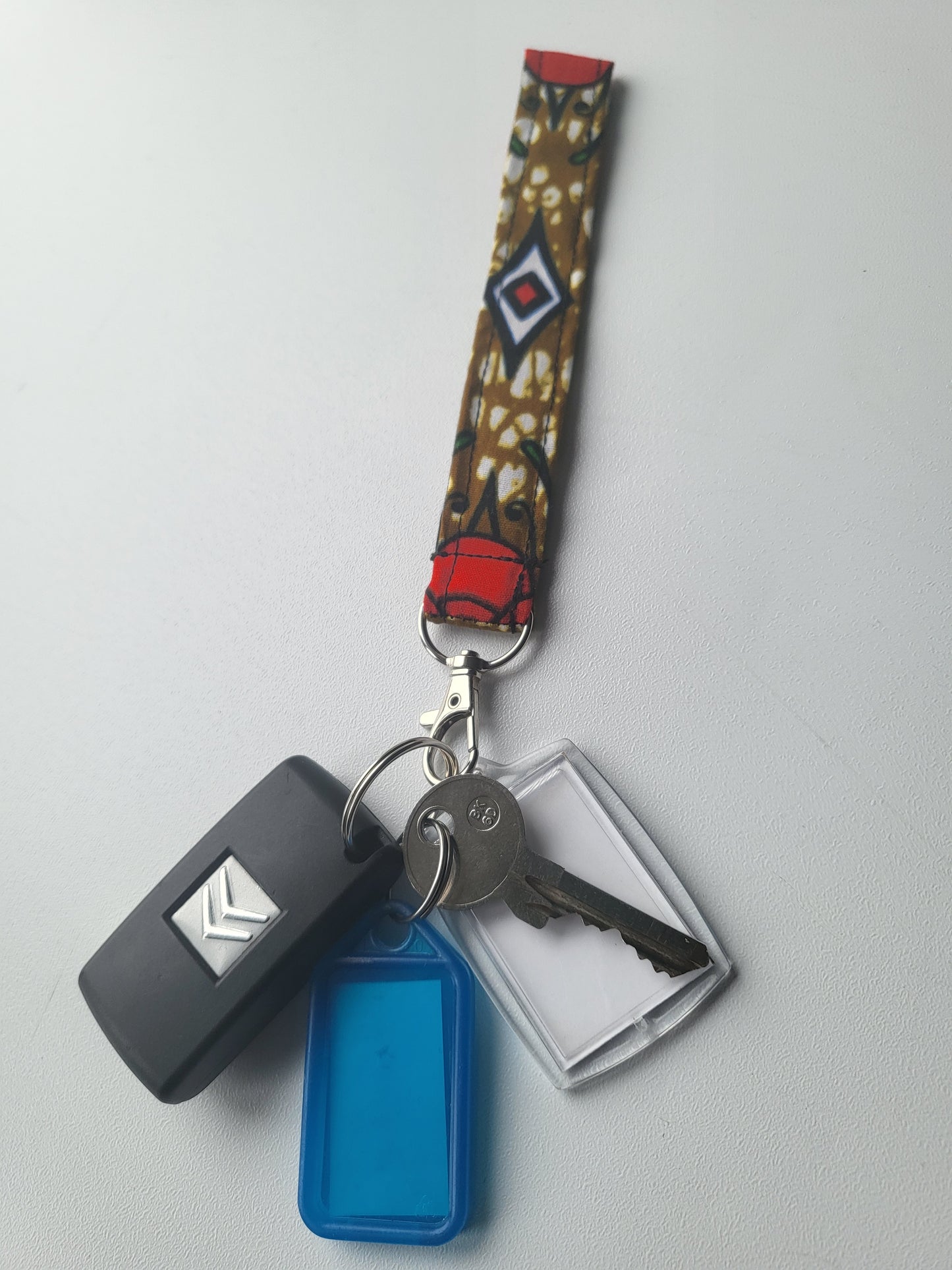 Key Fob Wristlet Keychain Accessory - Glo Cre8s