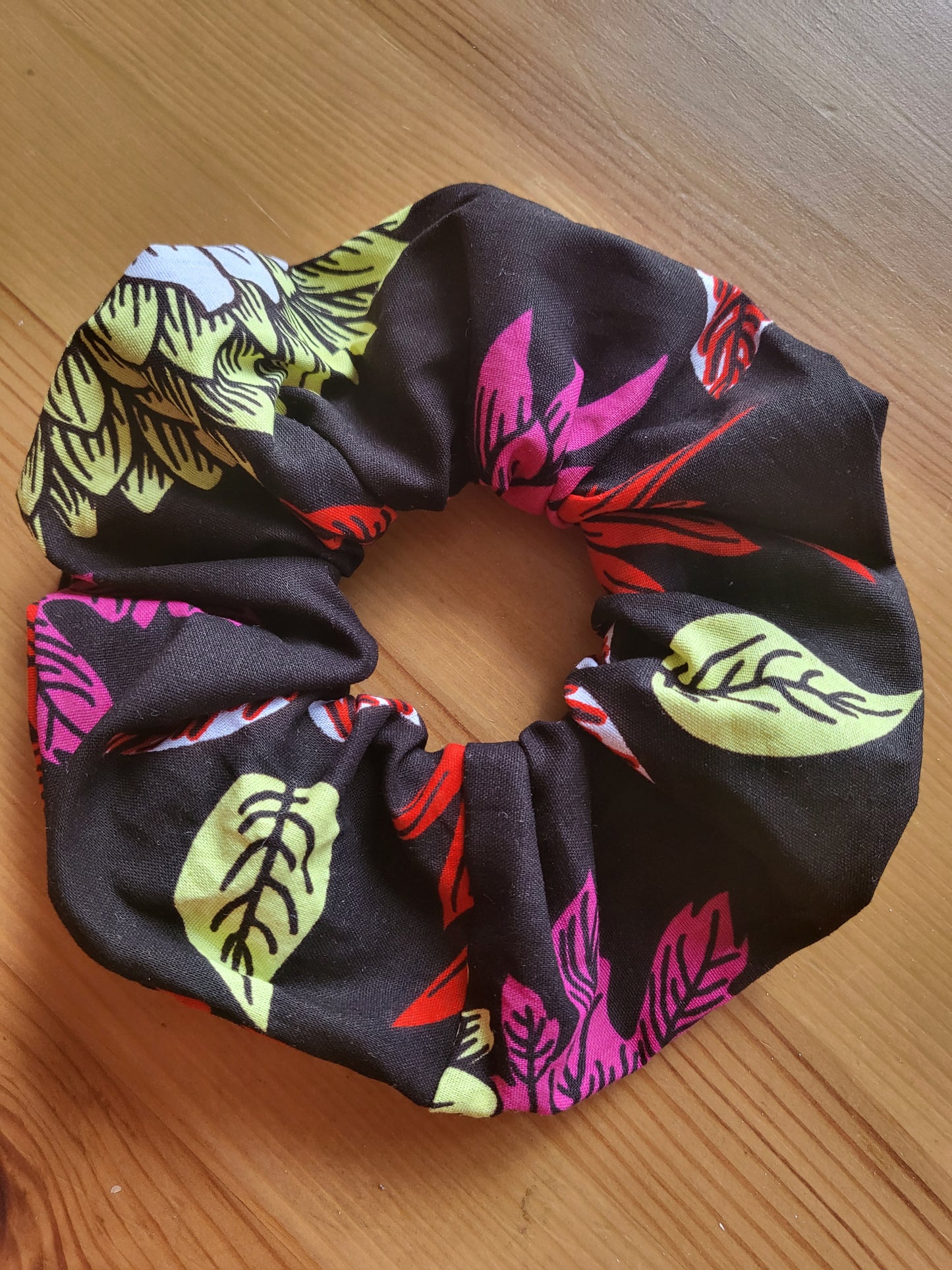 Large scrunchies 100% Cotton scrunchies - 40 patterns available - Glo Cre8s