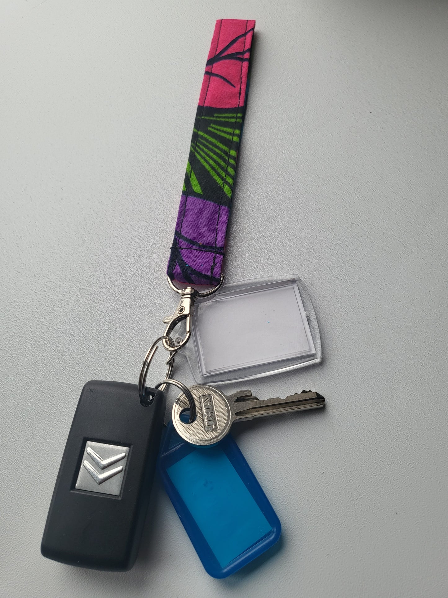 Key Fob Wristlet Keychain Accessory - Glo Cre8s