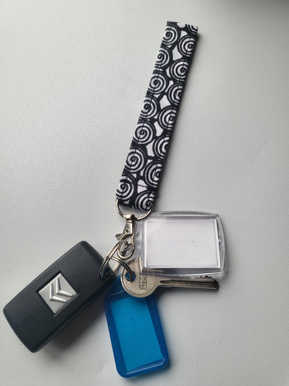 Monochrome Fabric Wristlet