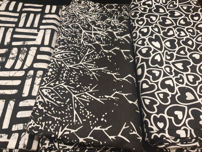 Black and White Fat Quarters Bundle Fabrics FQ-1 - Glo Cre8s