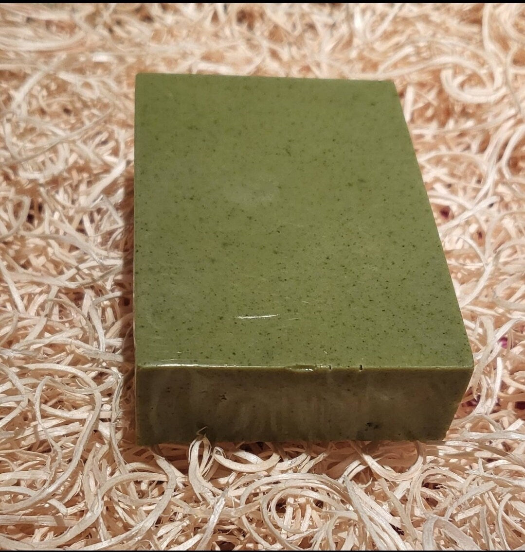 Green tea soap, moringa and neem Soap, naturally scented soap - Glo Cre8s